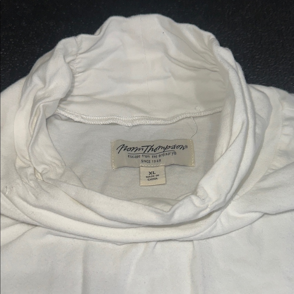 Norm Thompson White Sleeveless Tank Top - Picture 2 of 5